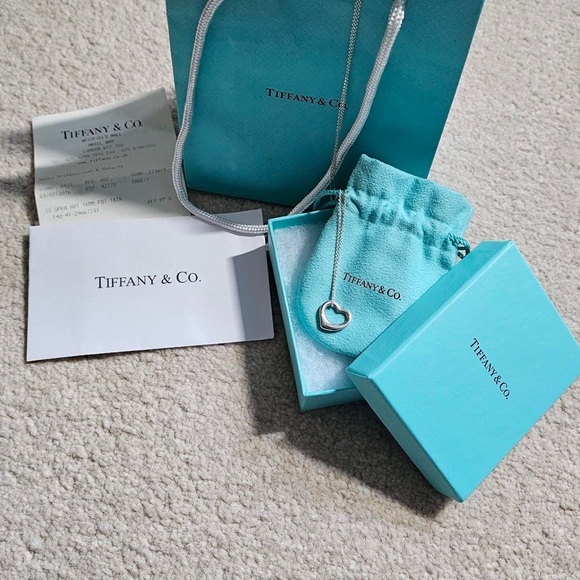 Tiffany & Co. Open Heart Necklace Elsa Peretti
Sterling Silver Ag925 - Picture 2 of 3